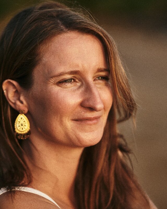 Portrait de Claire Rousvoal, Oracle